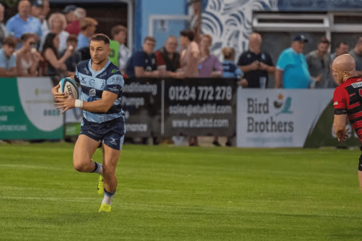 Bird Brothers scores sponsorship deal with egg chasers Bedford Blues